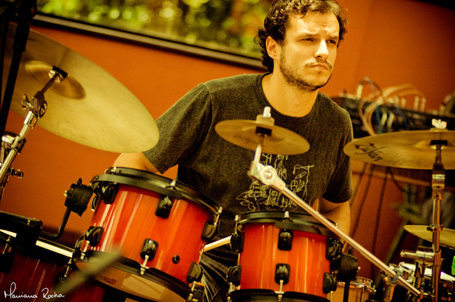 Hoje é dia de MPB e Jazz no Bendita Garrafa