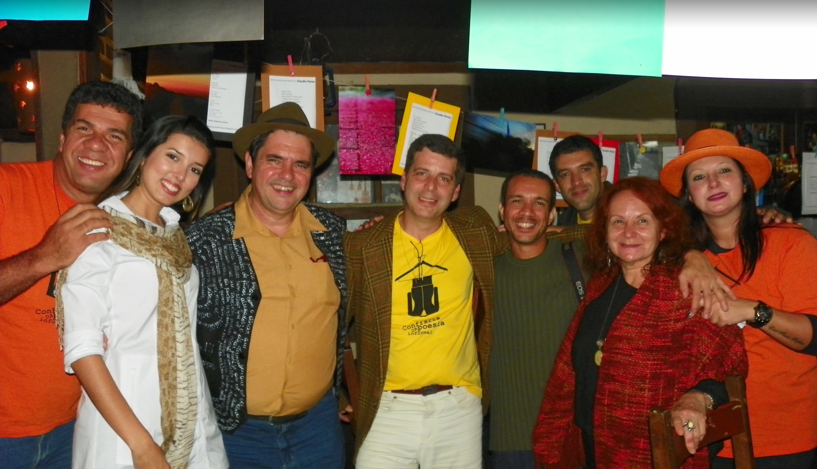 Sexto Sarau da Confraria da Poesia Informal acontece nesta quarta-feira
