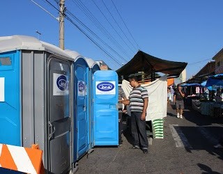 Projeto de Lei propõe a instalação de banheiros químicos nas feiras livres de Petrópolis