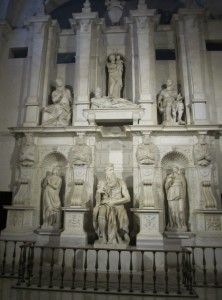 Moisés de Michelangelo 