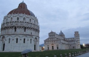 Batistério, Catedral e a Torre de Pisa